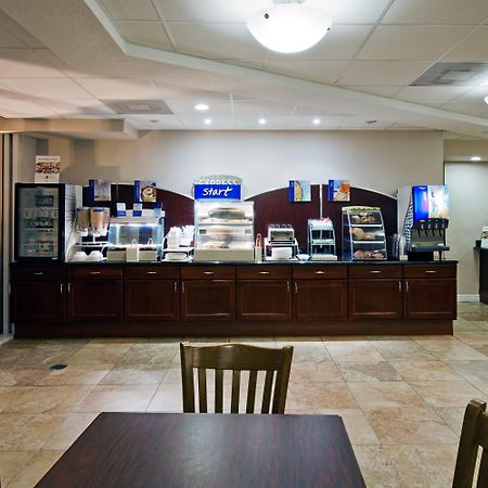 Holiday Inn Express West Palm Beach Metrocentre By Ihg Interior photo
