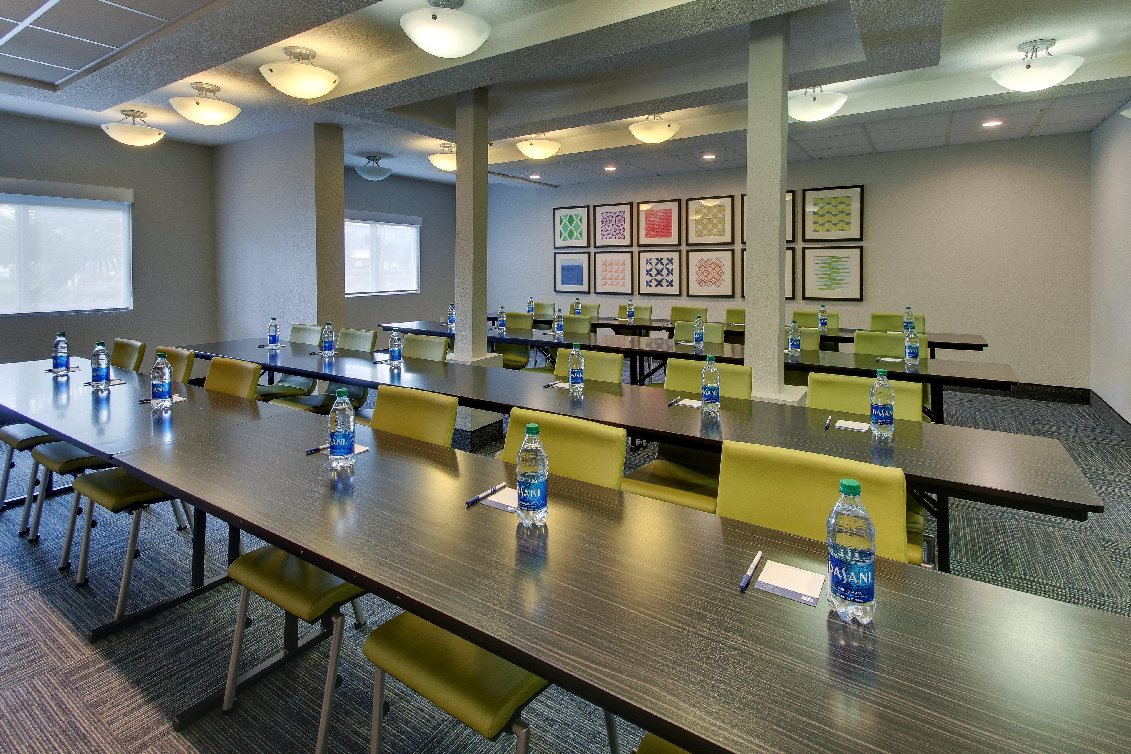 Holiday Inn Express West Palm Beach Metrocentre By Ihg Exterior photo