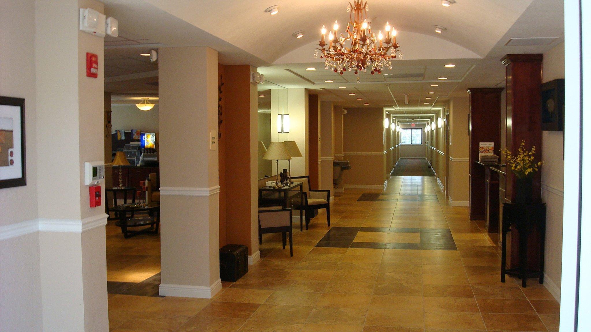 Holiday Inn Express West Palm Beach Metrocentre By Ihg Exterior photo