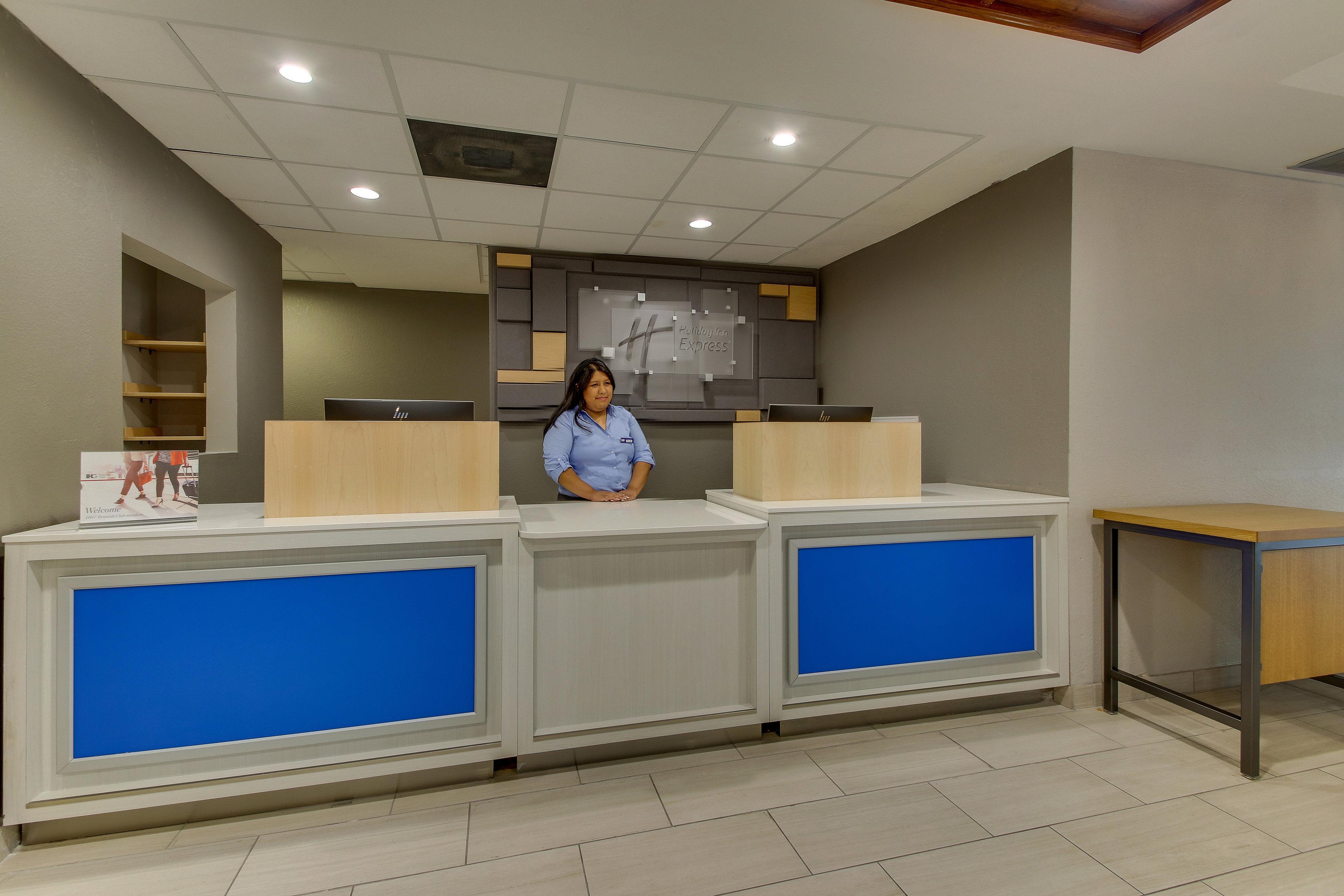 Holiday Inn Express West Palm Beach Metrocentre By Ihg Exterior photo