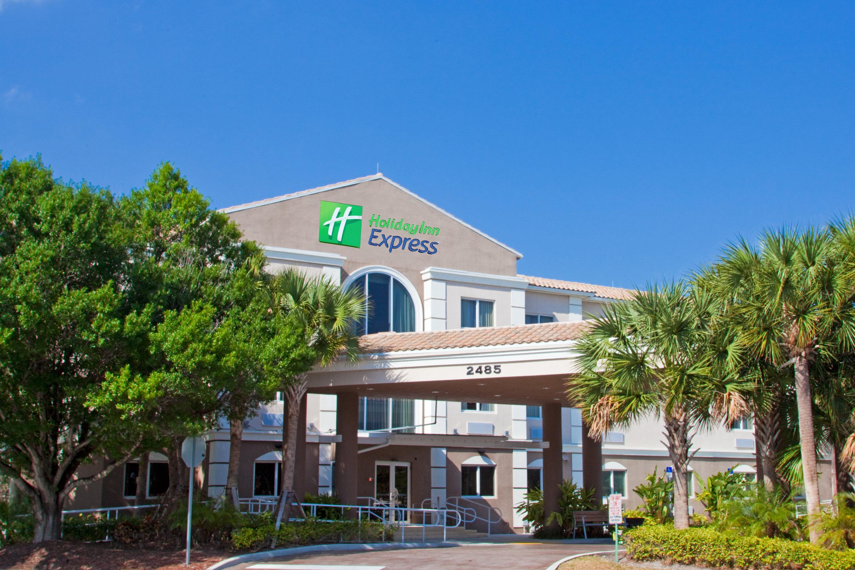 Holiday Inn Express West Palm Beach Metrocentre By Ihg Exterior photo