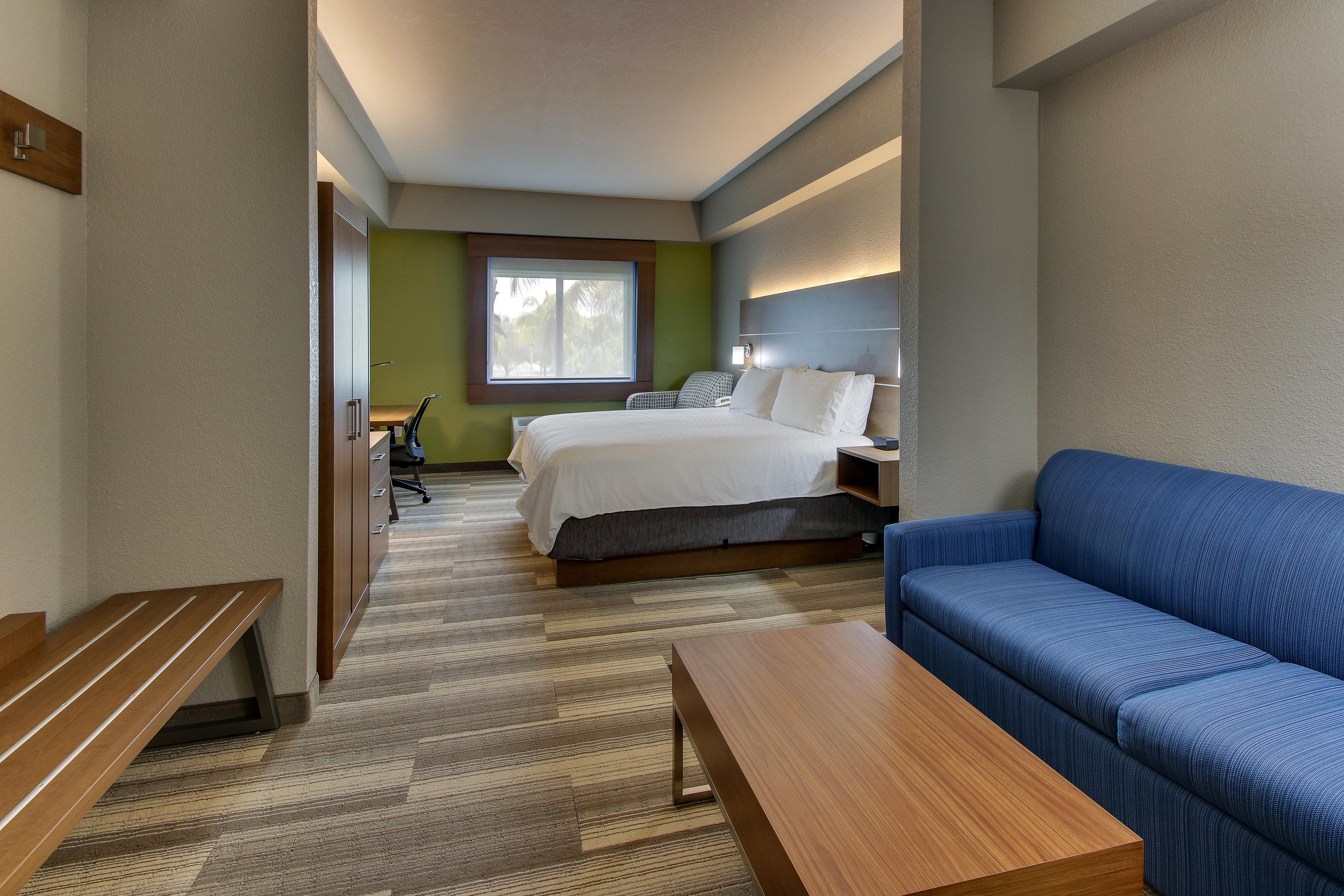 Holiday Inn Express West Palm Beach Metrocentre By Ihg Exterior photo