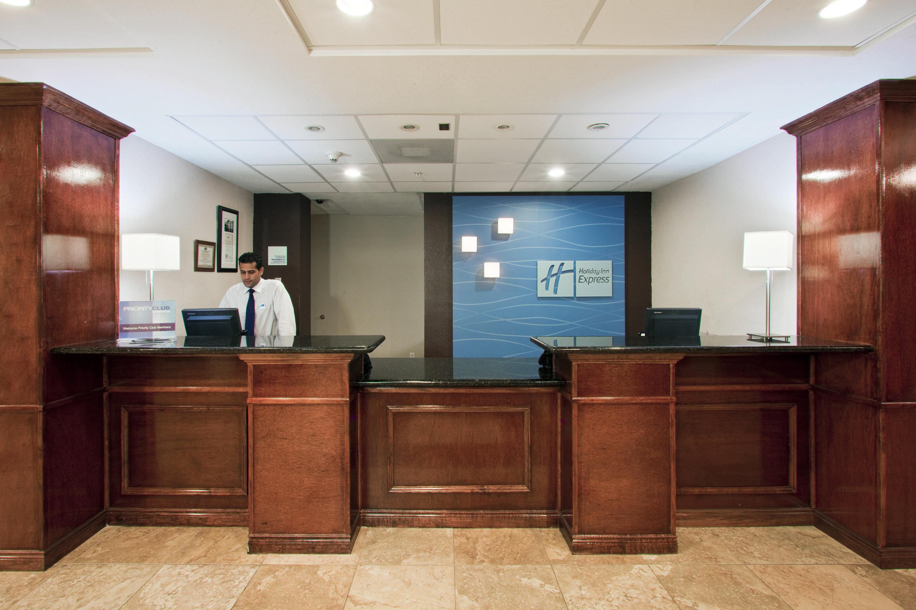Holiday Inn Express West Palm Beach Metrocentre By Ihg Exterior photo